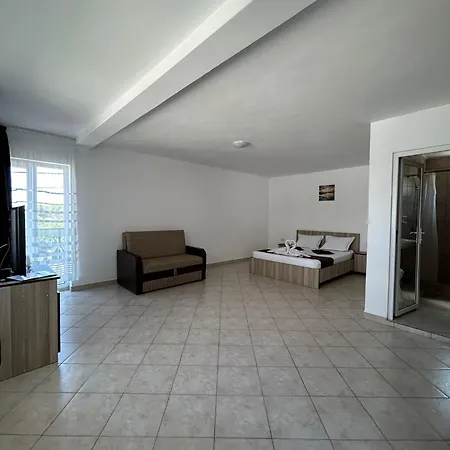 Affittacamere Marcos Costinesti