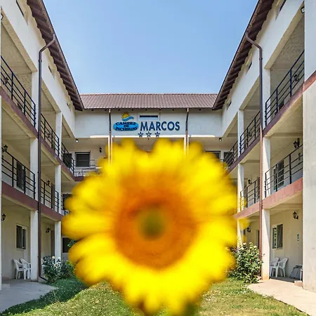 بيت ضيافة Marcos 3*