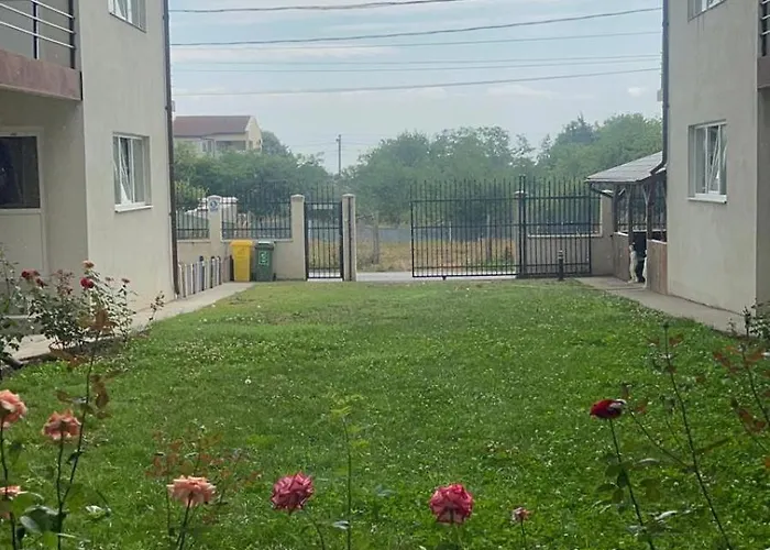 Marcos 3* كوستِنيست