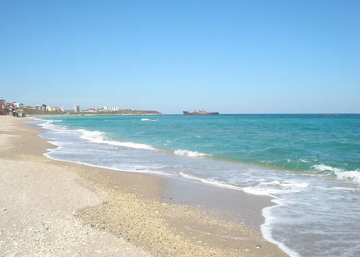 Marcos 3* كوستِنيست